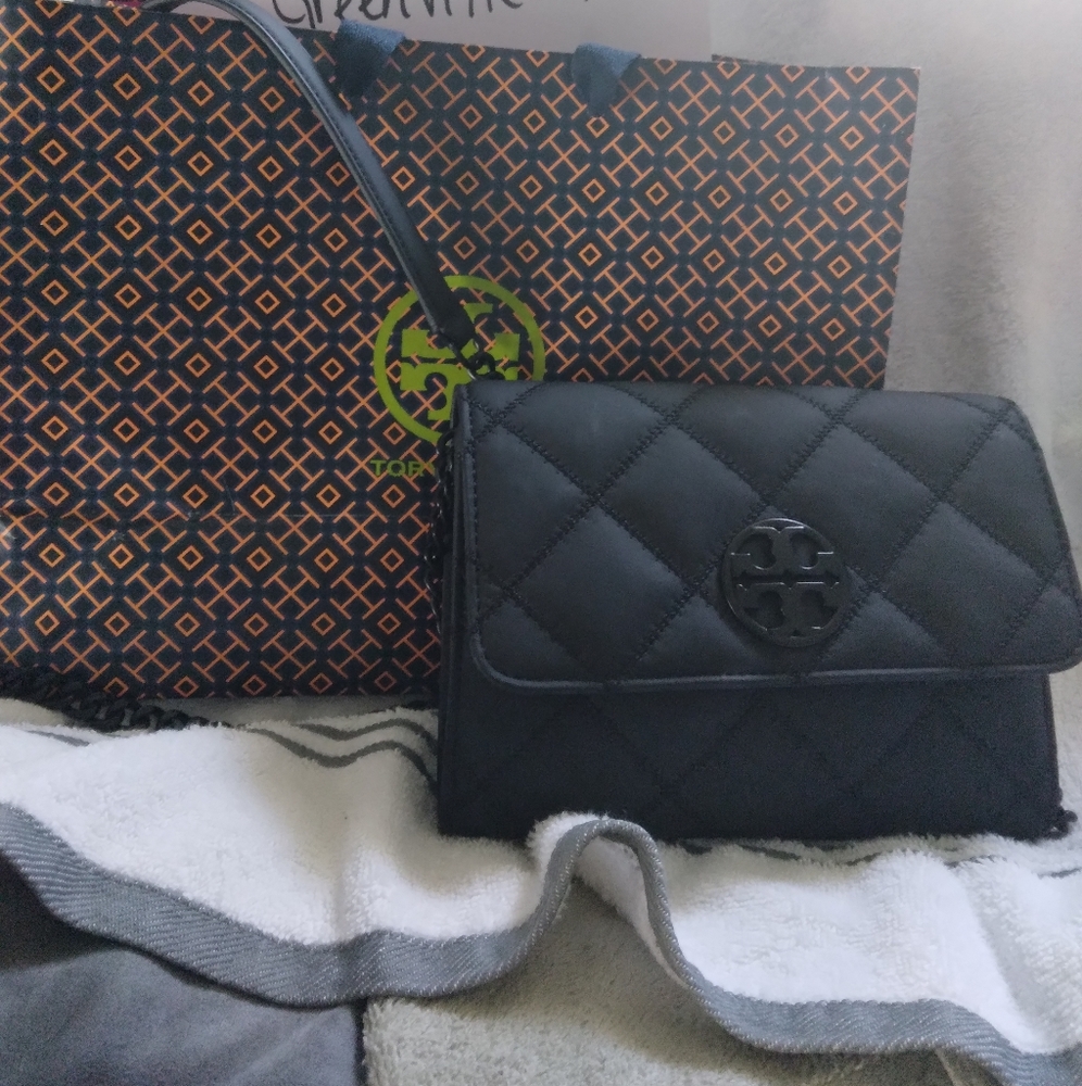 Tory burch purse